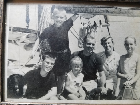 FamilyCharleston1961.jpg